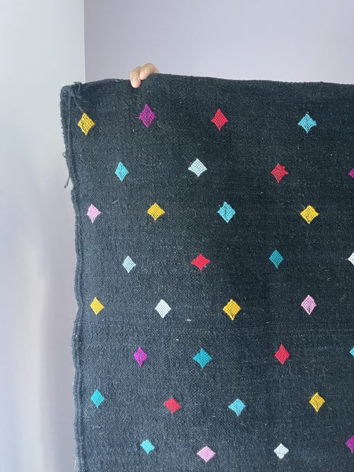 Tapis Marocain noir en laine – Image 3
